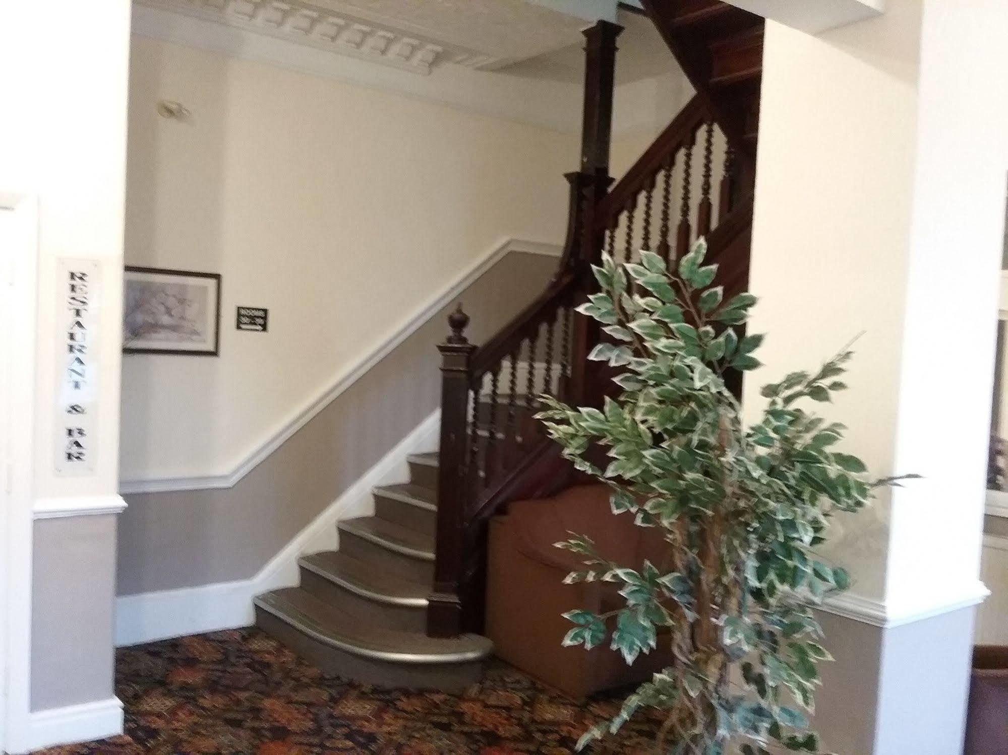 Star Hotel, South Leicester Exterior foto